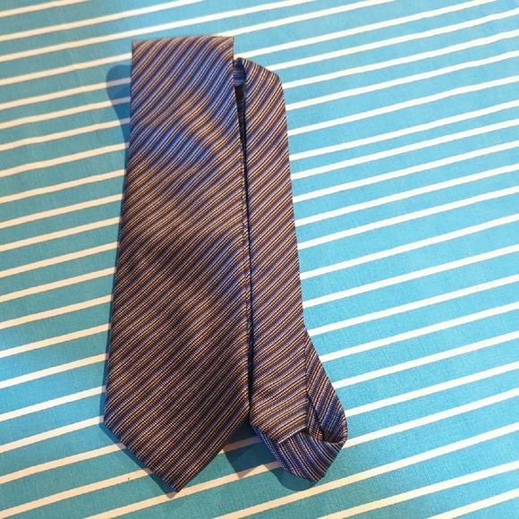 Nautica Navy and Silver Striped Tie - Picture 1 of 4